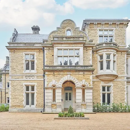 Host & - 9 Highfield House 公寓 *